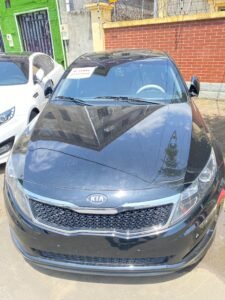 KIA K5 NEGRO