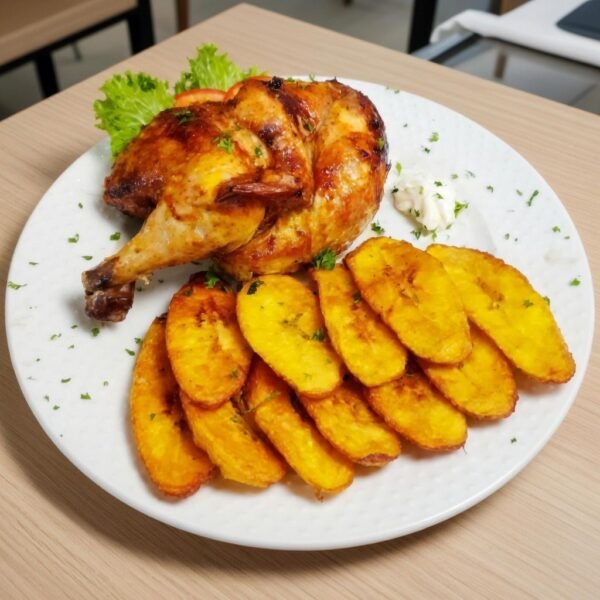 Medio pollo con plátano frito