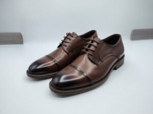 Zapatos Oxford Modernos en Cuero Café