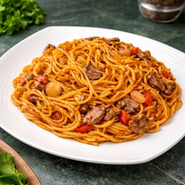 Espaguetis con carne troceada