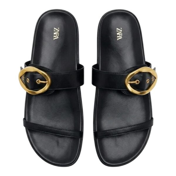 Sandalias Planas con Hebilla Dorada - ZARA