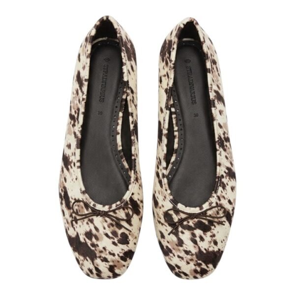 Bailarinas con Estampado de Efecto Pelo - Stradivarius
